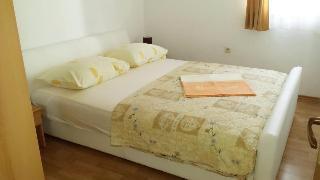 Apartments Sanda Tribunj ตรีบูนย์ ห้อง รูปภาพ